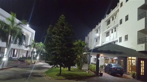 Gayathri Hotels Tiruppur Zewnętrze zdjęcie